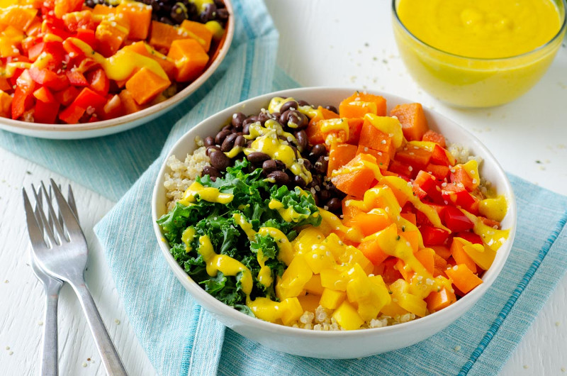 Kickstart Kale Bowl with dressing