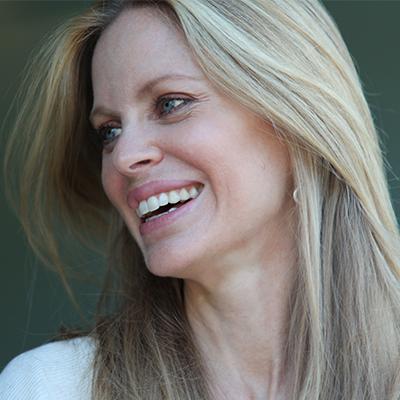 Kristin Bauer van Straten