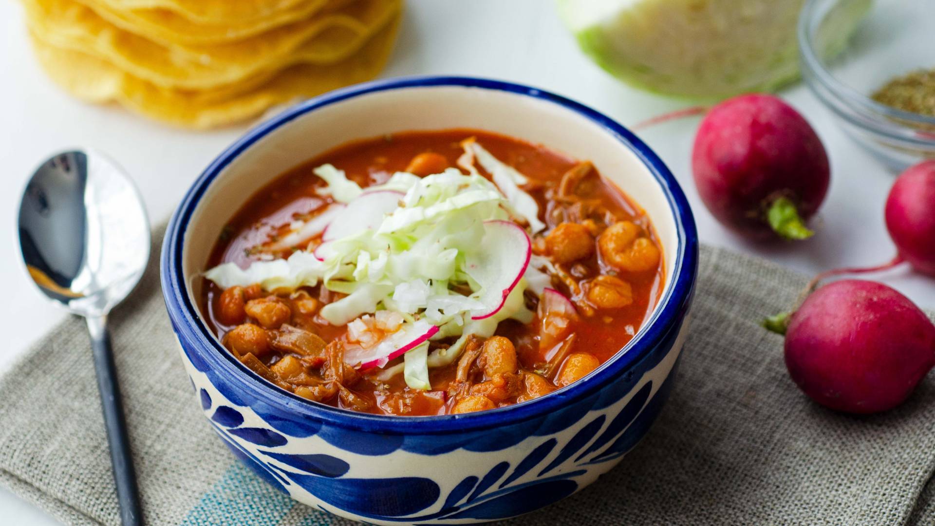 Pozole Rojo Vegano de Setas o Yaca