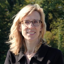 Dr. Cristina Müller
