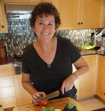 Nancy Travis, Sukhi Kitchen, https://www.sukhikitchen.com/