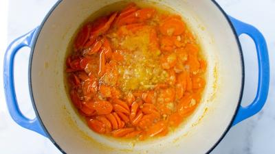 Low Fat Creamy Carrot Soup with crushed ginger
