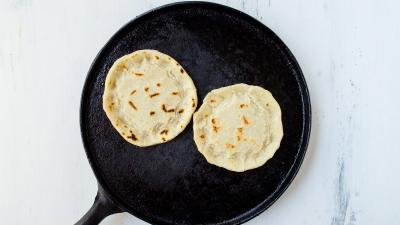 frying the sopes